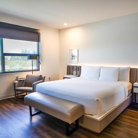 Shashi Hotel Mountain View Palo Alto Bagian luar foto